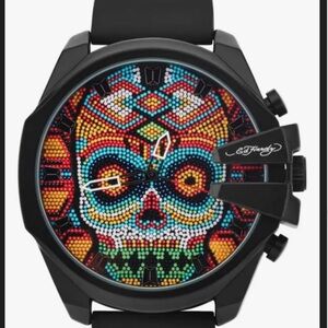 - Ed Hardy skull silicone watch